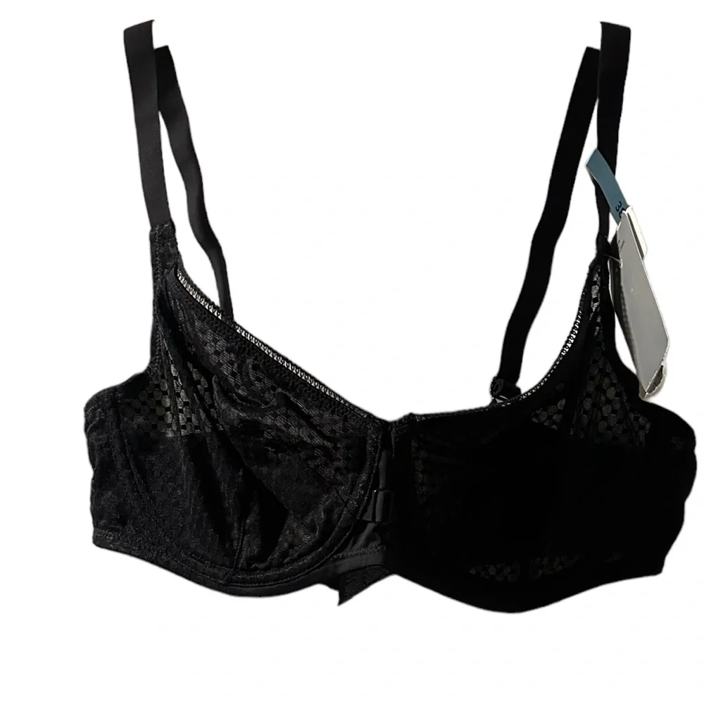 Playtex underwire 18 hour Bra size 38c NWT